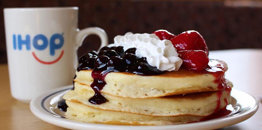 כאשר ותיקים מקבלים את הלביבות בחינם ב- IHOP