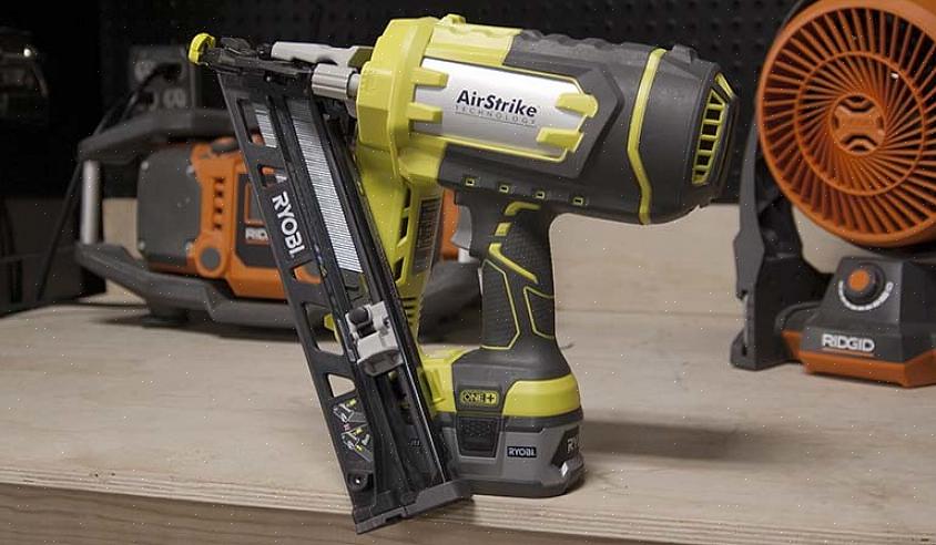 מכיוון שכלי Ryobi הם בעלי עיצוב קנייני ועליהם להשתמש בסוללות של המותג Ryobi בלבד
